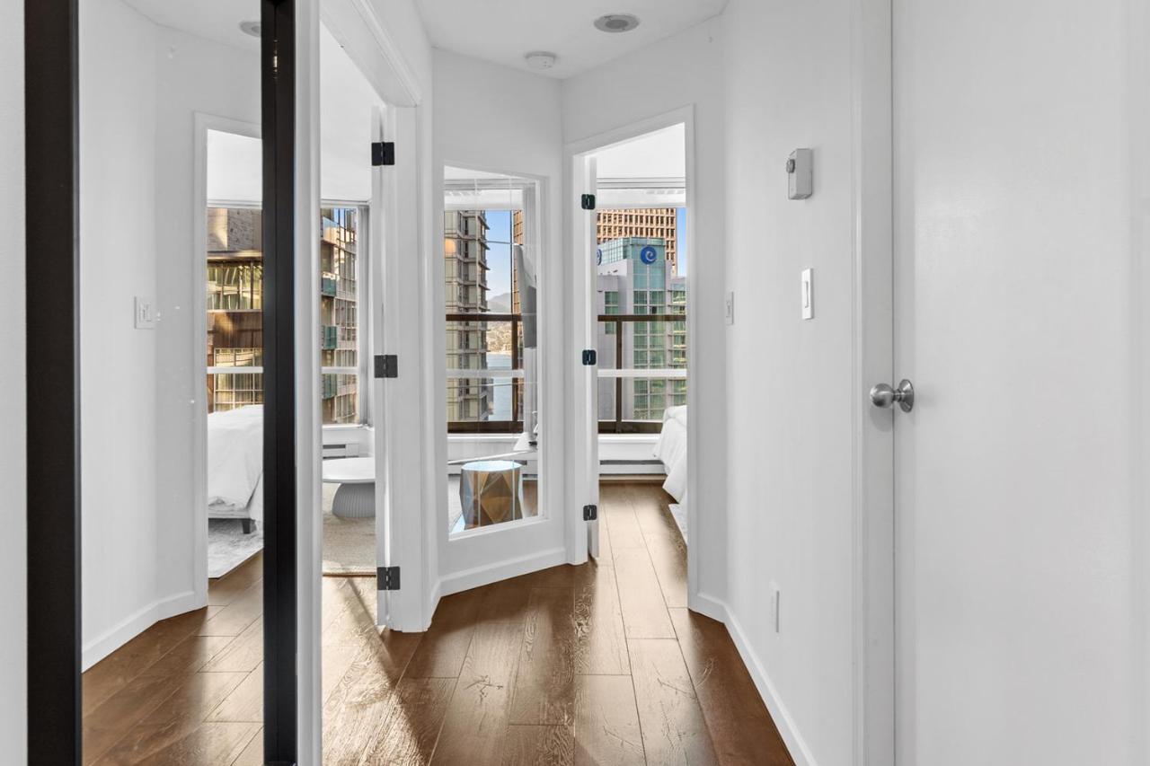Downtown Luxury 1Br Coal Harbour Appartement Vancouver Buitenkant foto