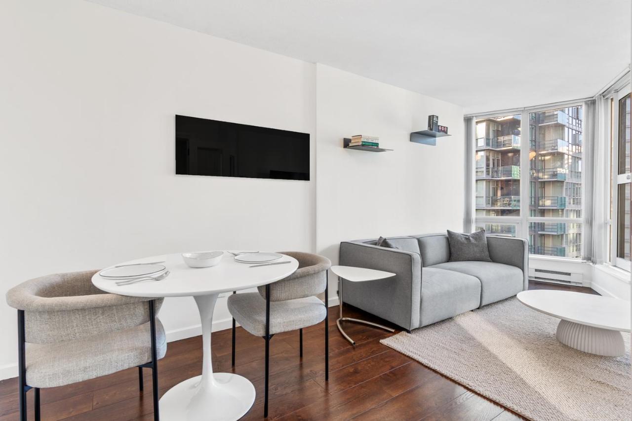 Downtown Luxury 1Br Coal Harbour Appartement Vancouver Buitenkant foto